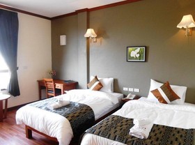 Phonethip Plaza Hotel