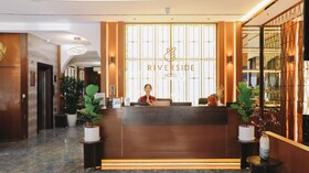 Riverside Hotel