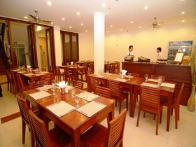 Sabaidee at Lao Hotel