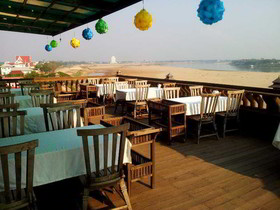 Sengtawan Riverside