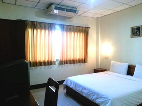 Sisavath Hotel