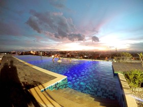 Sky City Hotel