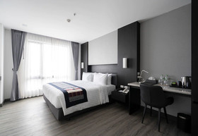 SureStay Hotel by Best Western Vientiane
