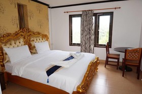 Lucky City Hotel