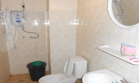 Vanhmaly Hotel