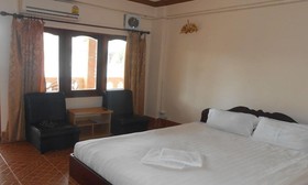 Vanhmaly Hotel