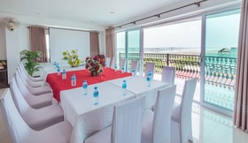 V Hotel
