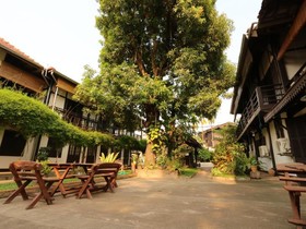 Villa Lao Hotel