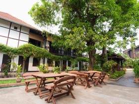 Villa Lao Hotel