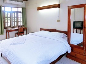 Villa Sisavad