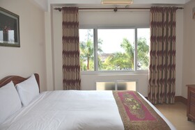 Coecco Xieng Khouang Hotel