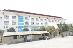 Coecco Xieng Khouang Hotel