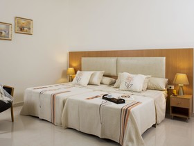 LIQAA Hotel & Convention Center