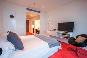 1866 Court & Suites Hotel