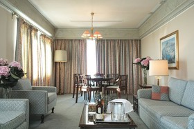 Al Bustan Hotel & Spa