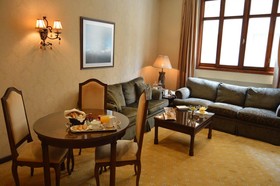 Etoile Suites