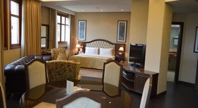 Etoile Suites