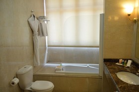 Etoile Suites