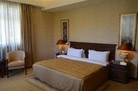 Etoile Suites
