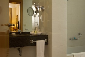 Gefinor Rotana