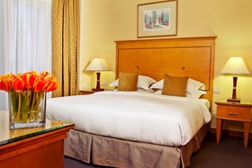 Gefinor Rotana