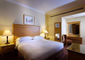 Gefinor Rotana