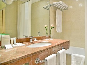 Gefinor Rotana