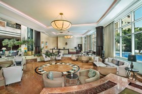 Hilton Beirut Metropolitan Palace Hotel