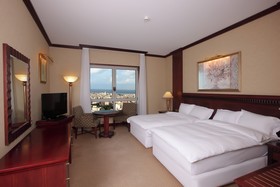 Hilton Beirut Metropolitan Palace Hotel
