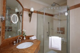 Hilton Beirut Metropolitan Palace Hotel