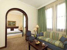 Le Patio Boutique Hotel