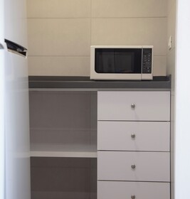 Makhoul 310