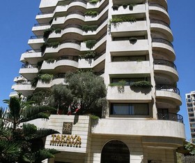 Takaya Suites Hotel
