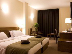 The Cosmopolitan Hotel