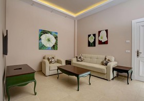 Cherry Blossom Boutique Hotel