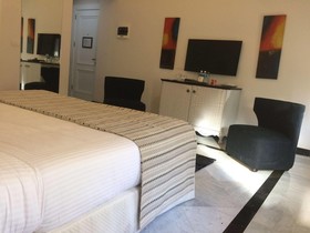 Cherry Blossom Boutique Hotel
