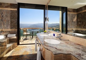 Grand Hills, a Luxury Collection Hotel & Spa, Broumana
