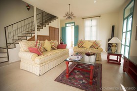 Deir Al Oumara Hotel