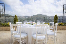 Deir Al Oumara Hotel
