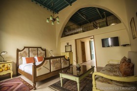 Deir Al Oumara Hotel