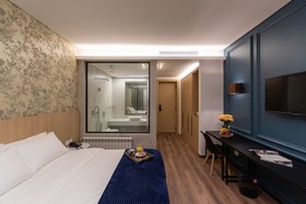 Votre Hotel