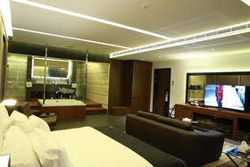 Luxor Hotel