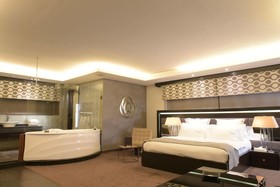 Luxor Hotel