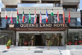 Queen's Land Hotel