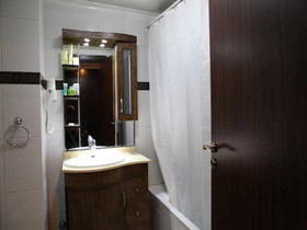 Queen's Land Hotel
