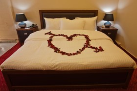 Queen's Land Hotel