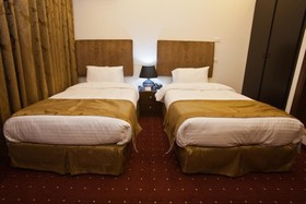 Queen's Land Hotel