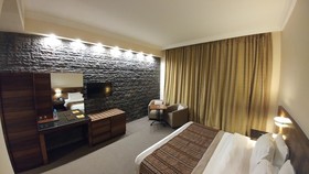 Reston Hotel