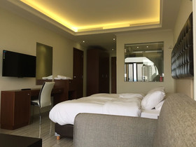 Aphrodite Hotel