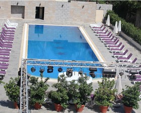 Cristal Grand Kadri Hotel